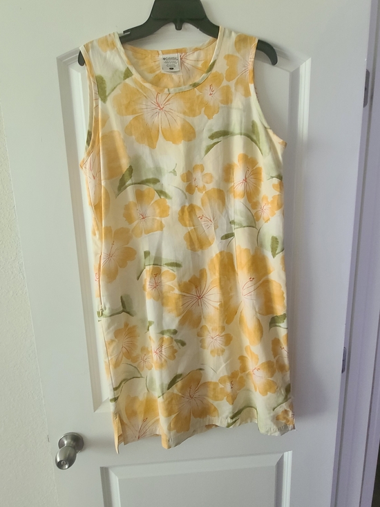 Columbia Dresses & Skirts - Columbia Cream and Yellow Floral Sleeveless Dress